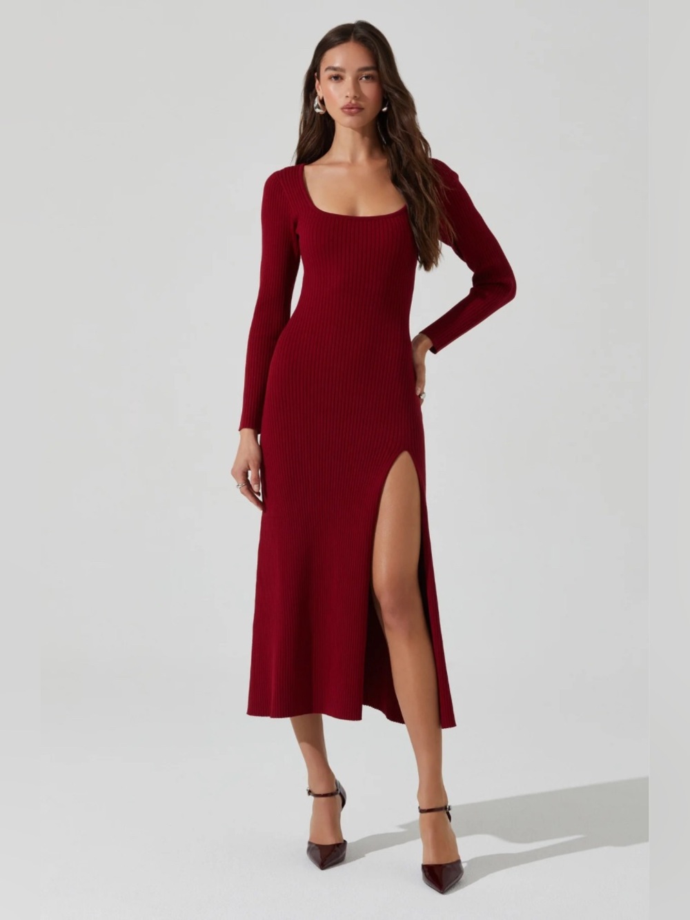 ASTR the Label Kylie Ribbed Midi Sweater Dress